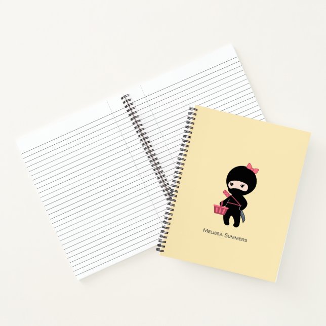 Carnet Shopping Ninja Girl Nom personnalisé sur Jaune (Intérieur)