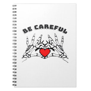 Carnet Squelette Main Avec Coeur Classique