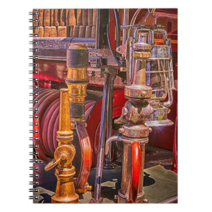 Carnet Sur L'Ancien Camion À Feu