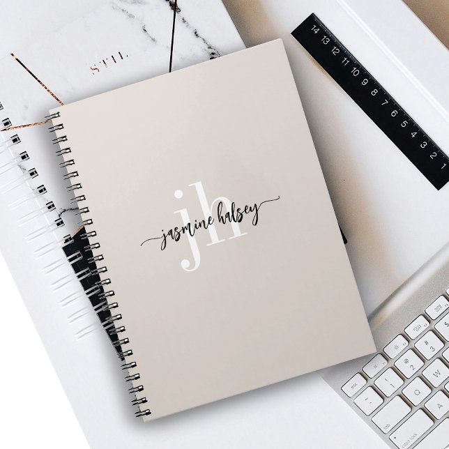 Carnet Tendances simples Nom et initiales (Créateur téléchargé)