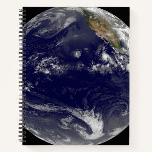 Carnet Terre Avec Trois Cyclones Tropicaux Dans Le Pacifi