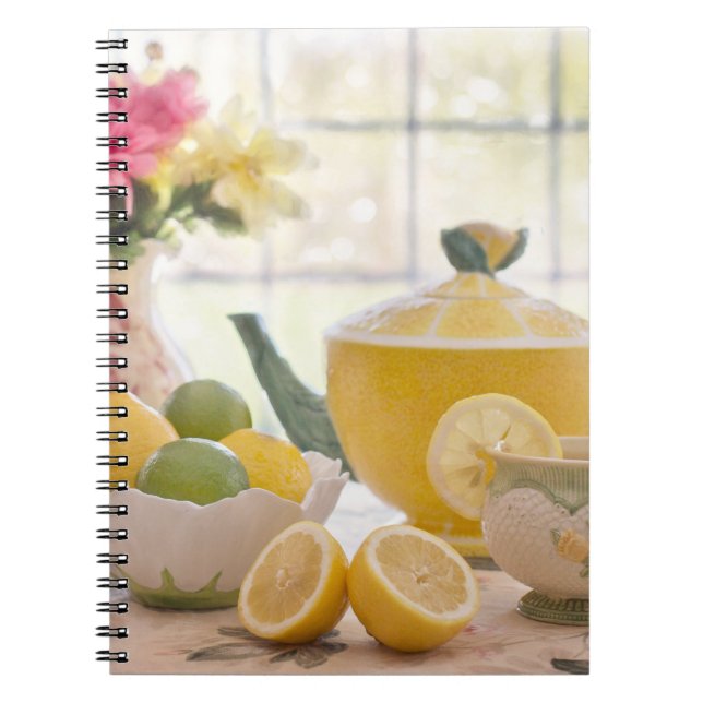 Carnet Thé chaud de l'après-midi avec citrons frais (Devant)