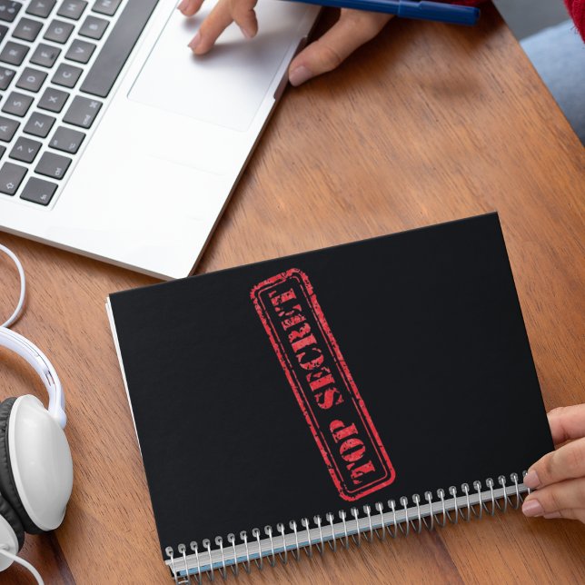 Carnet Top Secret (Créateur téléchargé)