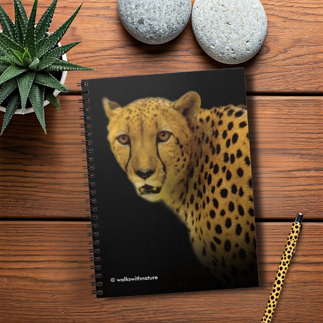 Carnet Traces commerciales avec un magnifique guépard (Trading Glances with a Magnificent Cheetah Journal Cover Photo)