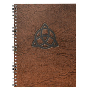 Carnet Triquetra
