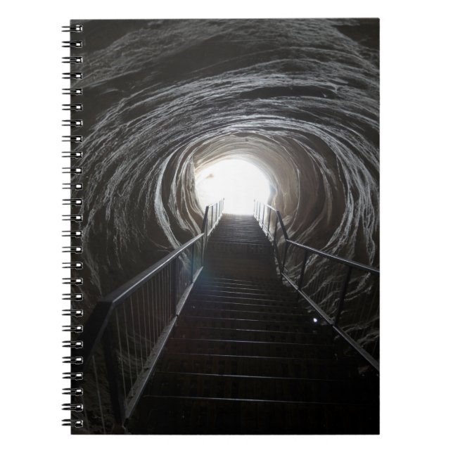 Carnet Tunnel de grotte sombre (Devant)