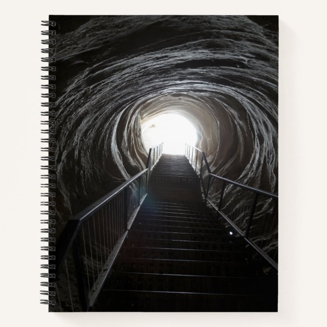 Carnet Tunnel de la grotte sombre (Devant)