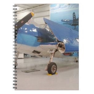 Carnet Un avion de chasse F-6F Hellcat de la Seconde Guer