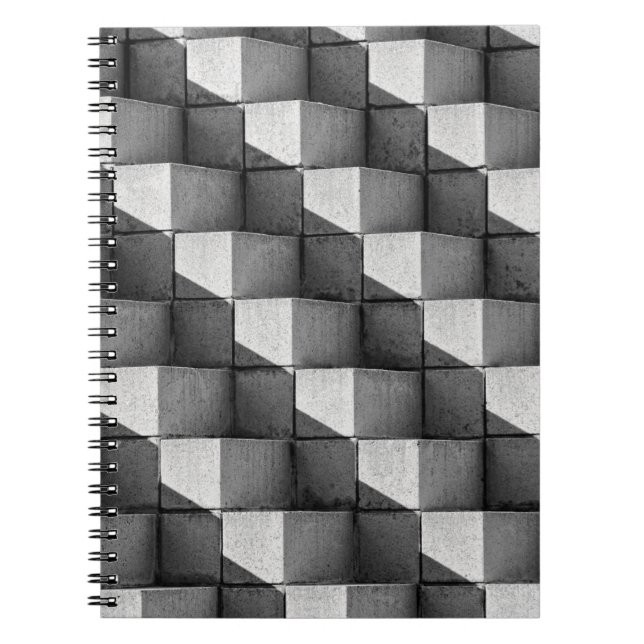 Carnet Un visage de la sculpture "Four Side Pyramid" dans (Devant)