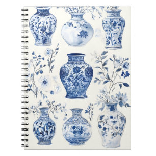 Carnet vases de Delft, caractérisés par leur style classi