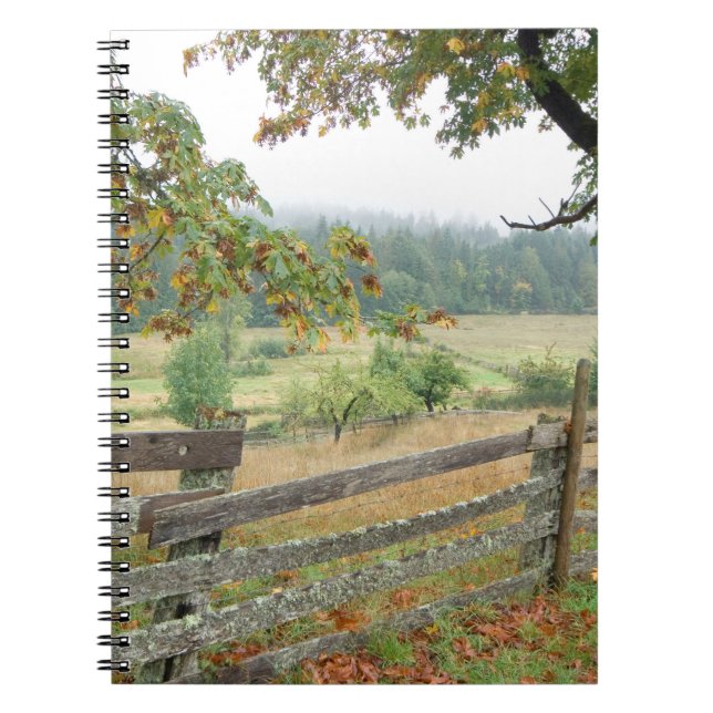Carnet Vieille Clôture Sur Une Ferme (Devant)