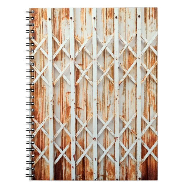 Carnet Vieux panneaux de portes en fer sont rouillés. abs (Devant)