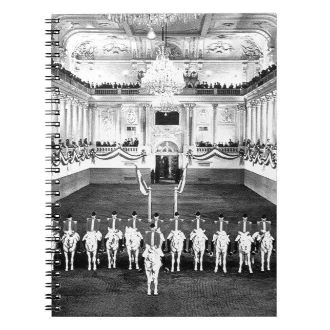 Carnet Vintage Autriche Vienne Espagnol Ecole d'Équitatio (Devant)