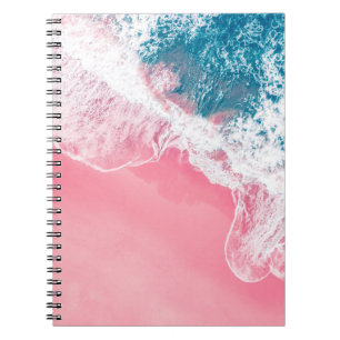 Carnet Vue aérienne d'une plage de sable rose en Nouvelle
