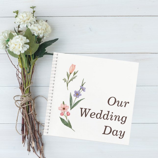 Carnet Wedding Guest Book with Romantic Botanical Design (Créateur téléchargé)