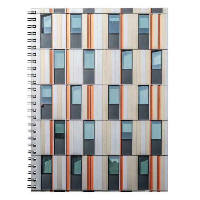 Carnet White and orange building (Devant)