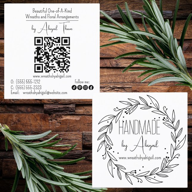Carré Vignes de couronnes faites main | Carte de visite  (Wreath and Vines "Handmade" Crafting QR Code Black | White Business Card )