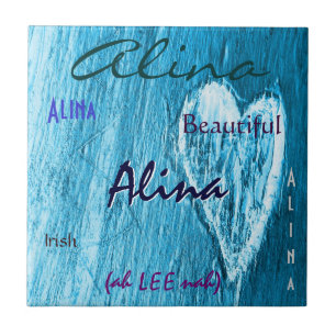 Carreau Alina Nom Irlandais Signification avec Bébé Coeur
