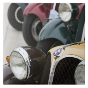 Carreau Allemagne, Bayern-Bavière, Munich. BMW Welt Car 5