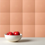 Carreau Apricot clair uni couleur uni pastel orange<br><div class="desc">Design orange pastel uni apricot couleur solide.</div>