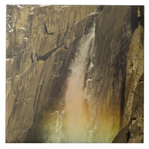 Carreau Arc-en-ciel sur Upper Yosemite Falls dans Yosemite