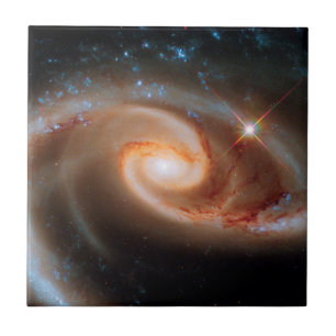 Carreau Arp 273 galaxies de la rose photo de l'espace Hubb