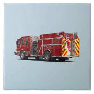 Carreau Arrière d'un camion de pompiers avec le drapeau am