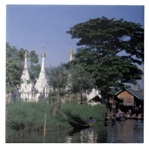 Carreau Asie, Myanmar, lac Inle. Un marché flottant.