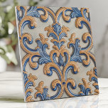 Carreau Baroque Défilé Damas Bleu Or Italien Style<br><div class="desc">Apportez l'opulence du design baroque italien à votre maison avec ce magnifique carrelage en céramique. Inspiré par le défilement classique et les motifs damassés, le carrelage présente un design surélevé et texturé dans les tons bleu et or sur un arrière - plan léger et neutre. Ce carrelage est parfait pour...</div>