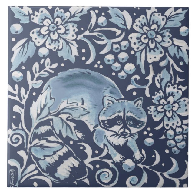 Carreau Bleu classique Blanc Ornate Raccoon Forêt Floral (Devant)