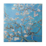 Carreau Bleu Vincent van Gogh Art Peinture<br><div class="desc">Vincent van Gogh (Néerlandais, 1853 - 1890) Almond Blossom, 1890, Huile sur toile Non encadré : 73, 3 cm x 92, 4 cm Vincent van Gogh peint cette vie morte de fleurs d'amandiers contre un ciel bleu pour son neveu nouveau-né qui a été nommé d'après lui. L'amandier est un symbole...</div>