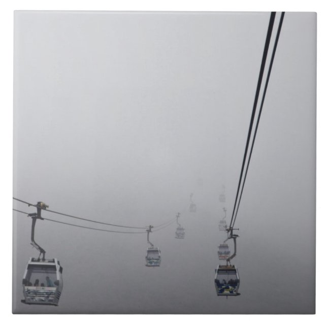Carreau Câble Ngong Ping dans le brouillard épais (Devant)