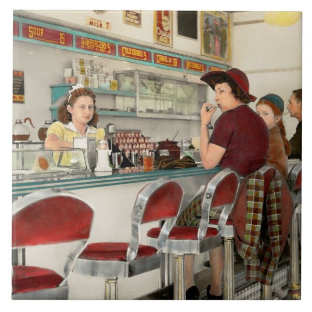 Carreau Café - Le lieu de rendez-vous local 1941 (Devant)