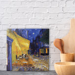 Carreau Café Terrasse Cityscape Vincent van Gogh<br><div class="desc">Carrelage décoratif en céramique avec la peinture à l'huile post-impressionniste de Vincent van Gogh (1853-1890),  Cafe Terrace at Night (1888). Créé à Arles,  France en face d'une cafétéria populaire sur la rue du Palais.</div>