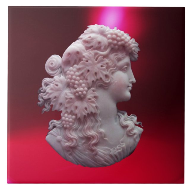 CARREAU CAMEO ANTIQUE, DAME AUX RAISONS (Devant)