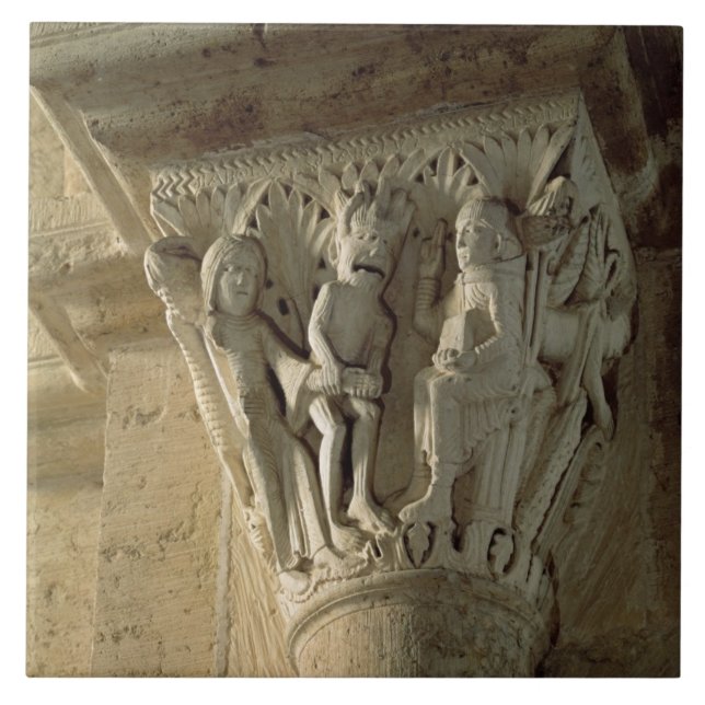 Carreau Capital de colonne, dépeignant St Benoît exécutant (Devant)