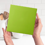 Carreau Carrelage carrelage carrelé vert uni<br><div class="desc">Ce carrelage simple, minimaliste et moderne est un motif de carreaux de couleur uni et solide qui s'adaptera à tous les modèles. Vous pouvez l'utiliser comme tuile murale en guise de surbrillance ou de mur entier pour un arrière-plan dans votre cuisine ou salle de bain ou salle de boue ou...</div>