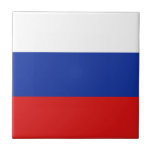 Carreau Carrelage en céramique Pavillon de Russie<br><div class="desc">Ce dessin est constitué du drapeau russe astucieusement remodelé pour s'adapter à la surface du carrelage carré. Un objet décoratif et utile qui ferait un cadeau parfait pour ceux qui aiment se souvenir de la Russie.</div>