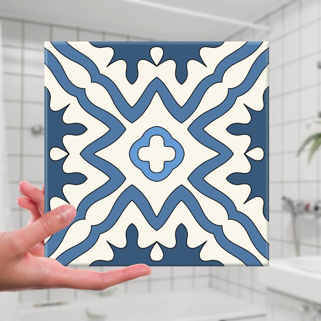 Carreau Carrelage géométrique d'inspiration grecque d'ivoi (Abstract geometric design Mediterranean bathroom tile in different shades of blue with ivory)