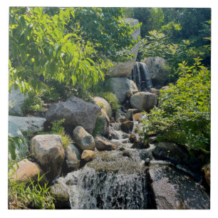 Carreau Cascade forestière   verdure forestière