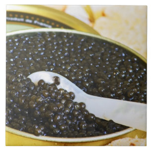 Carreau Caviar noir et cuillère de nacre à