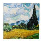 Carreau Champ de blé Vincent Van Gogh avec Cyprès<br><div class="desc">Joli, Vintage, Belle peinture Vincent Van Gogh Champ de blé avec Cyprès.C'est un vieux chef-d'oeuvre du peintre maître néerlandais Vincent Van Gogh. Ce tableau fait partie de sa série de champs de blé. Cette série de peintures de paysages naturels s'inspire de la vue sur les Alpilles.Cette peinture à l'huile fine...</div>