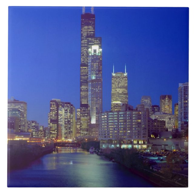 Carreau Chicago, Illinois, Skyline la nuit avec Chicago (Devant)