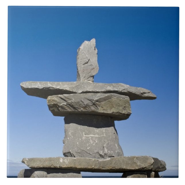 Carreau Churchill, Manitoba. Inukshuk (Devant)