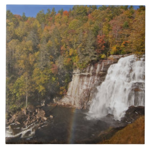 Carreau Chutes de Rainbow dans le parc d'État de Gorges en
