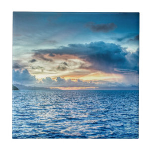 Carreau Ciel nuageux sur la côte océanique de Bora Bora