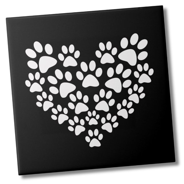 Carreau Coeur Empreinte de patte noir blanc (Black White Paw Print Heart Ceramic Tile)