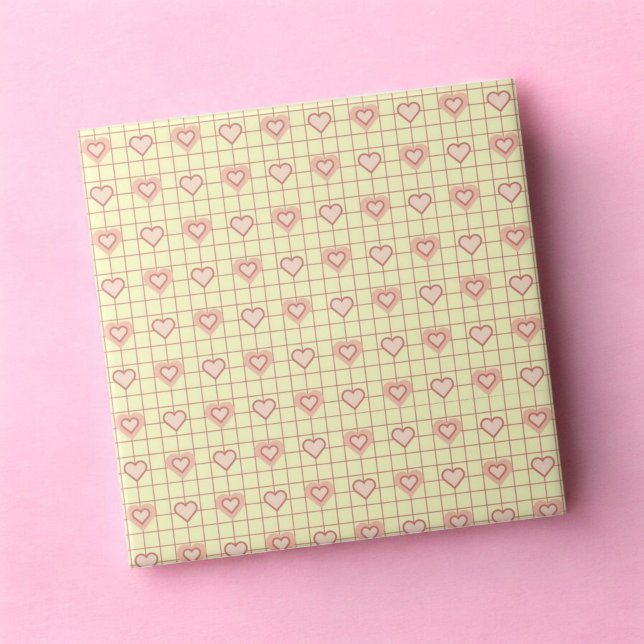 Carreau Coeur rose À damiers Motif Saint Valentin (Pink Heart Checkered Pattern Valentine's Day Ceramic Tile)
