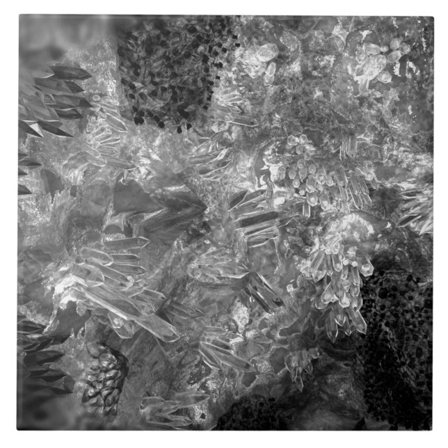 Carreau Couches de cristaux gris (Devant)