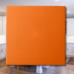 Carreau Couleur unie orange du coucher de soleil néon | Cl<br><div class="desc">Couleur unie orange du coucher de soleil néon | Classique | Élégant | tendance | Style | Cadeau</div>